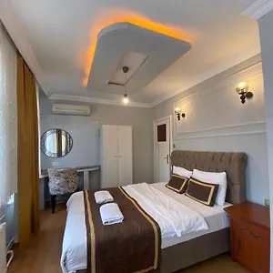  Apartment Ramo's Aparatments &